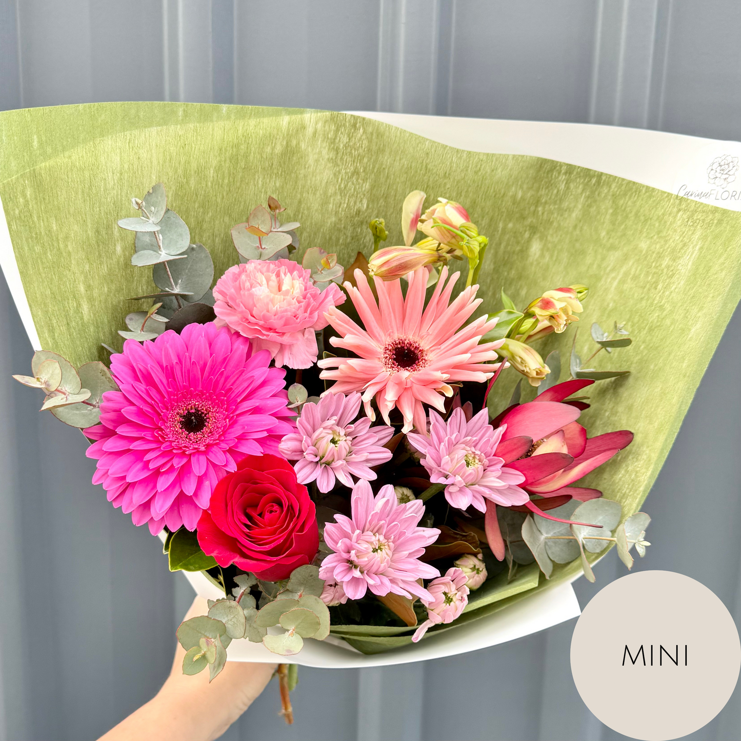 Mini Bouquet of Flowers