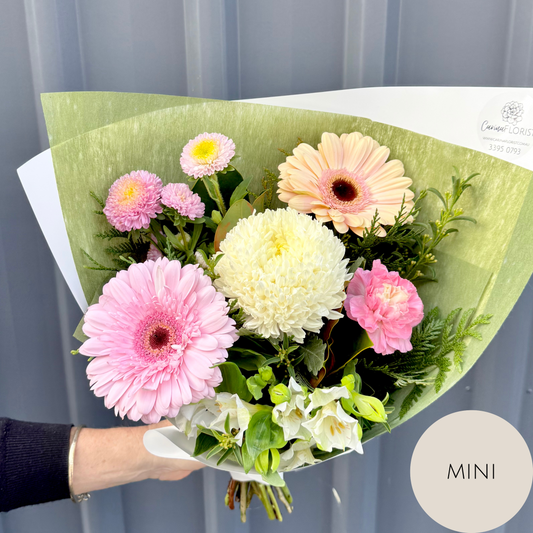 Mini Bouquet of Flowers