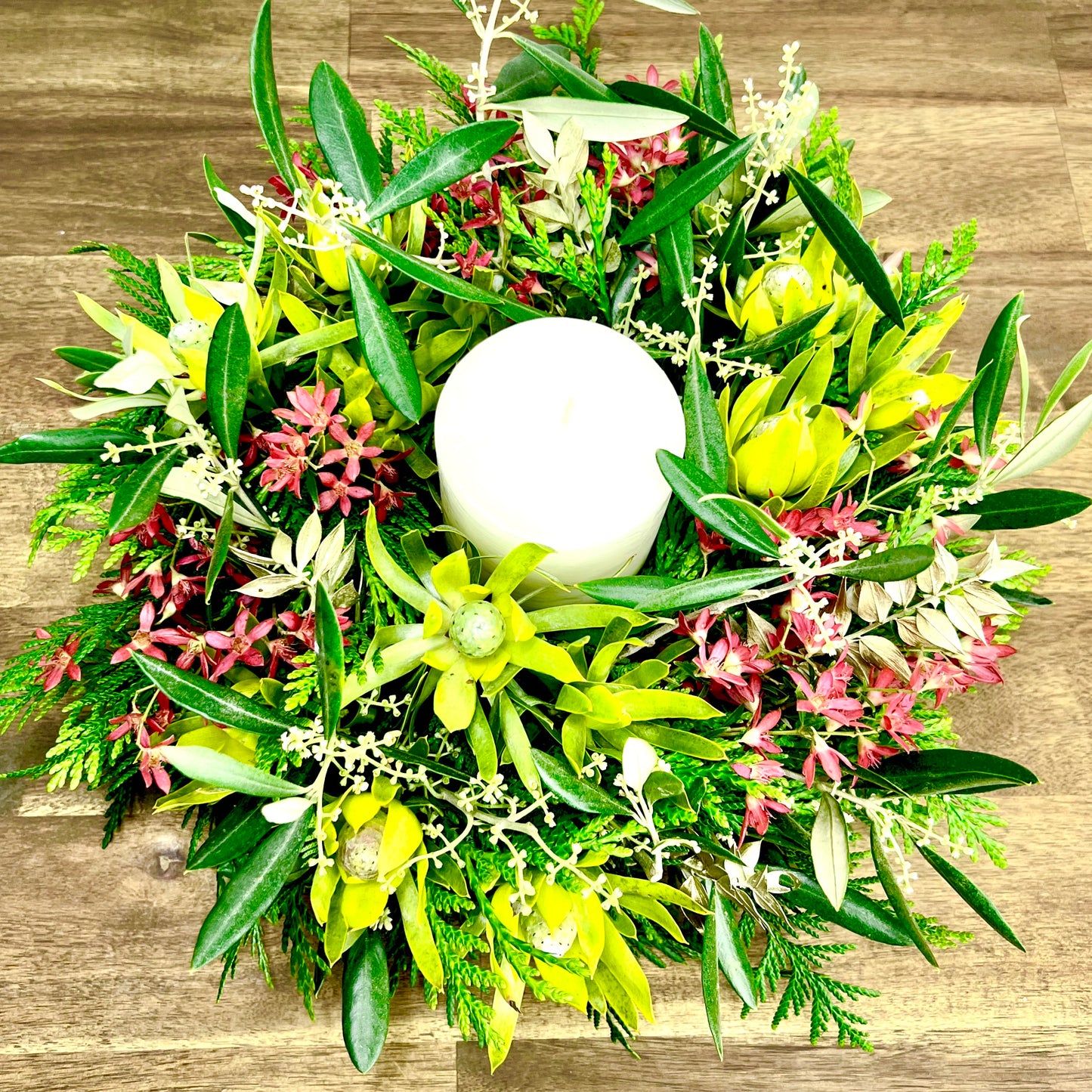 Christmas Candle Wreath Arrangement
